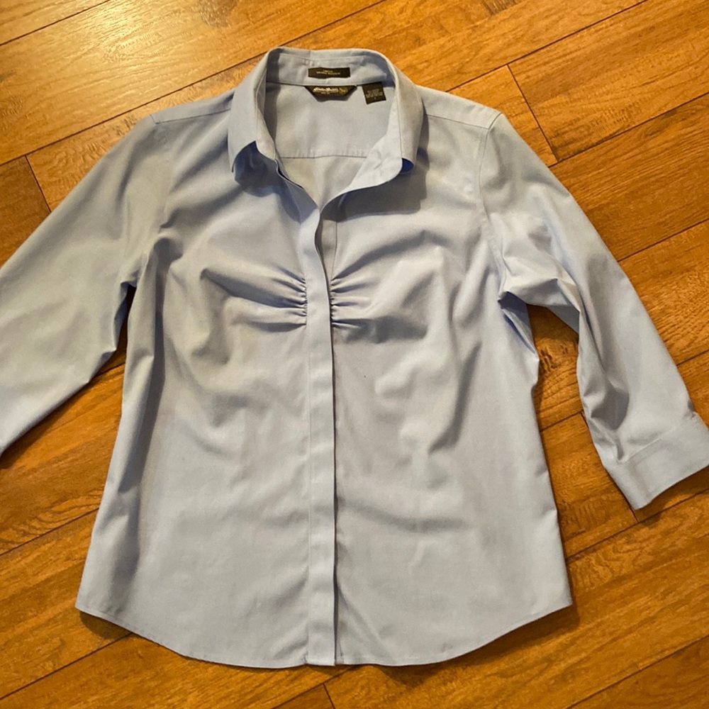 Eddie Bauer Wrinkle Resistant No Iron Blue Blouse